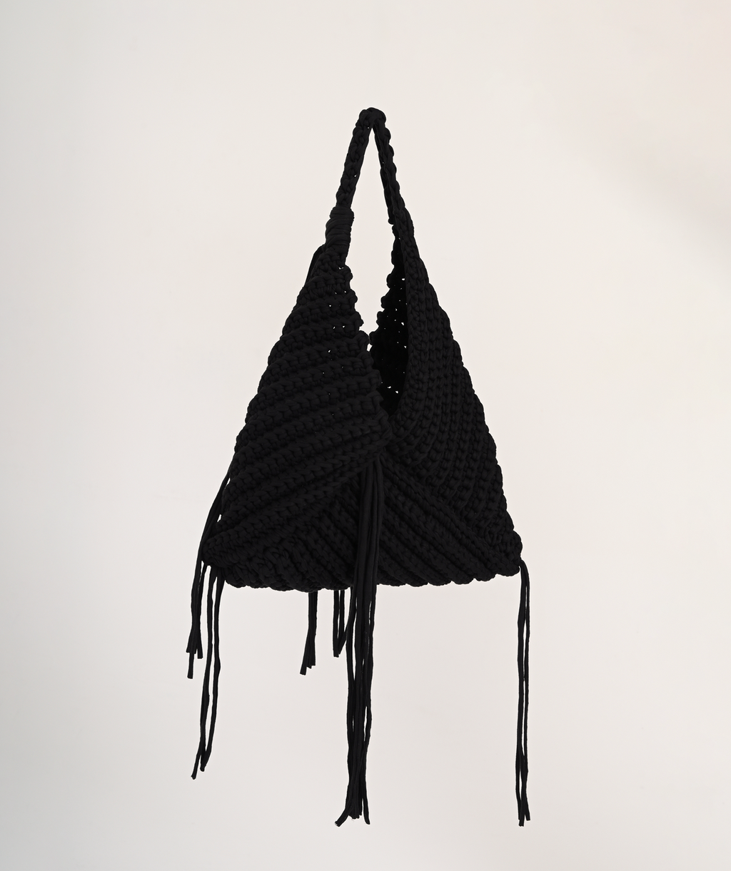 Black Yarn