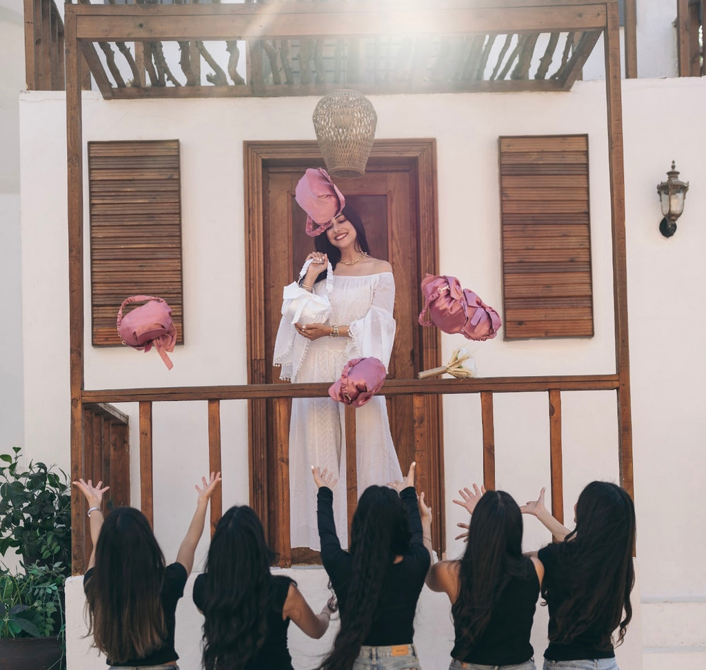 12 Bridesmaids + Bride’s Gift Bag