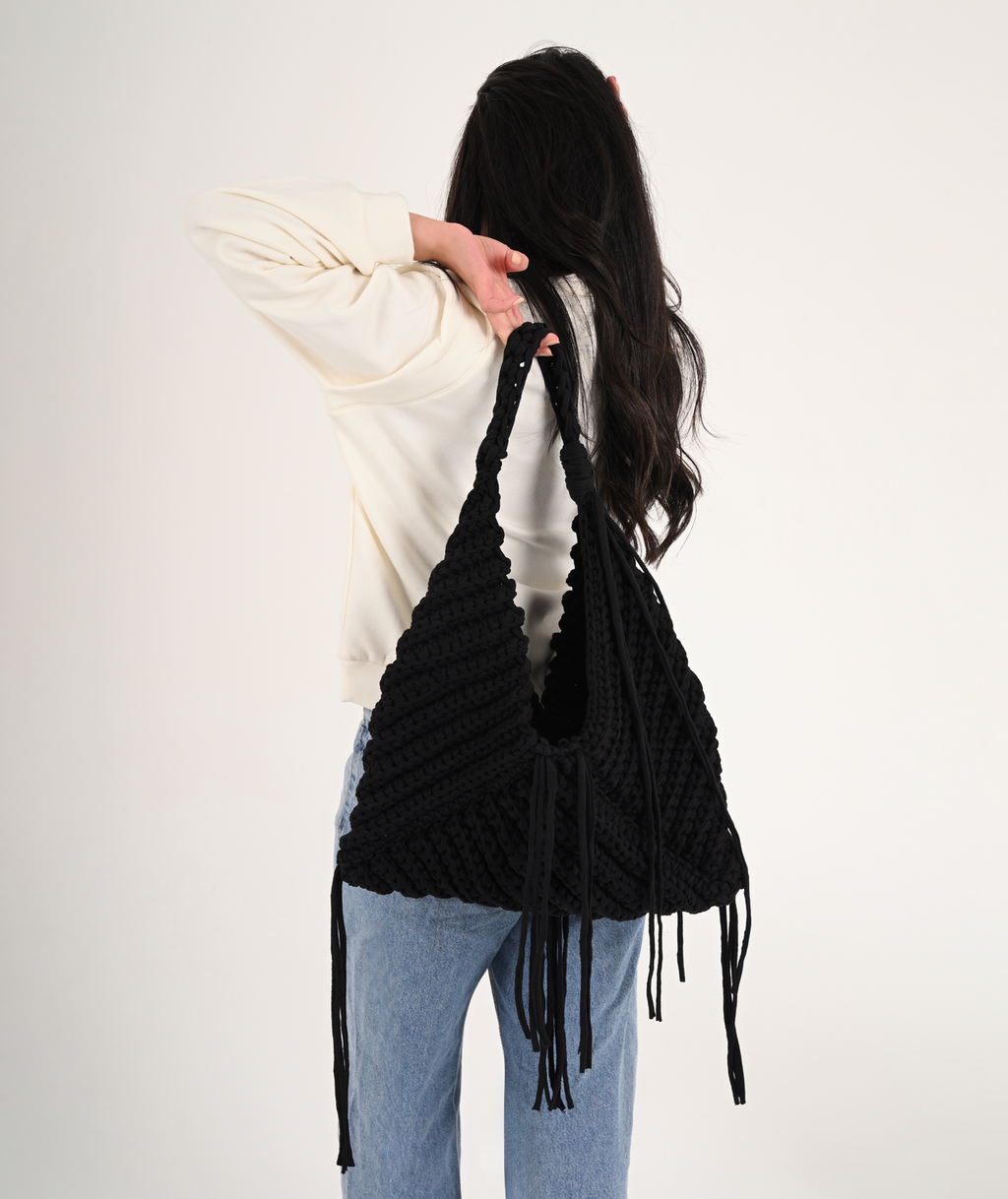 Black Yarn