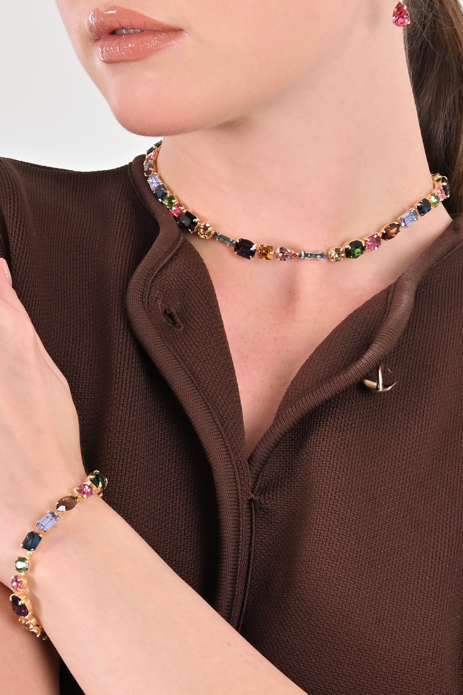 Vibrant Statement Choker