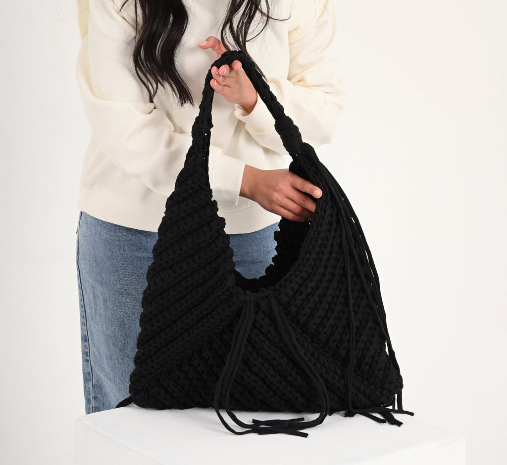 Black Yarn